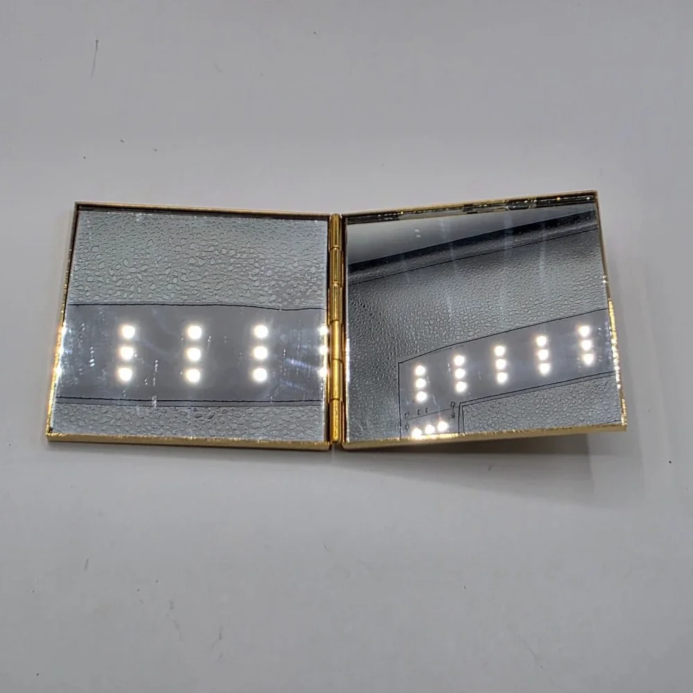 Vintage Cameo Compact Mirror Rhinestone‎ Pearl Gold Trim Lighted Makeup Ornate